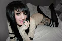 Big Tits Paradise Mellie D